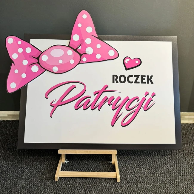 roczek_z_kokardka_foto.jpg