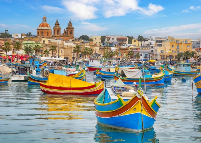 obraz_marsaxlokk_lodeczki_luzzu_1_proporcja.jpg