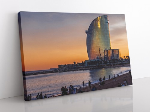 wytwory_obraz_Wiezowiec_W_Barcelona.jpg