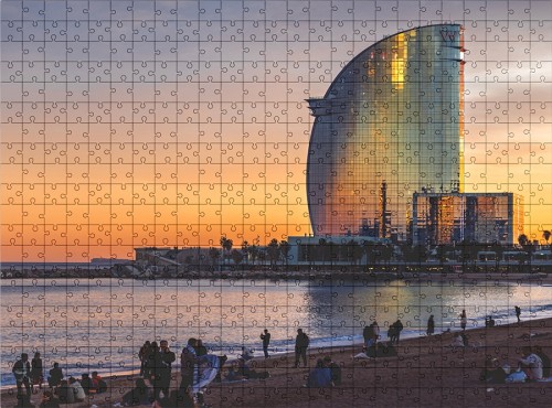 wytwory_puzzle_Plaża_Barceloneta_Barcelona.jpg